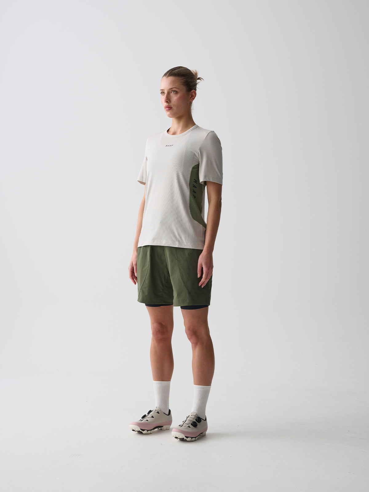 Women's Alt_Road Overshort